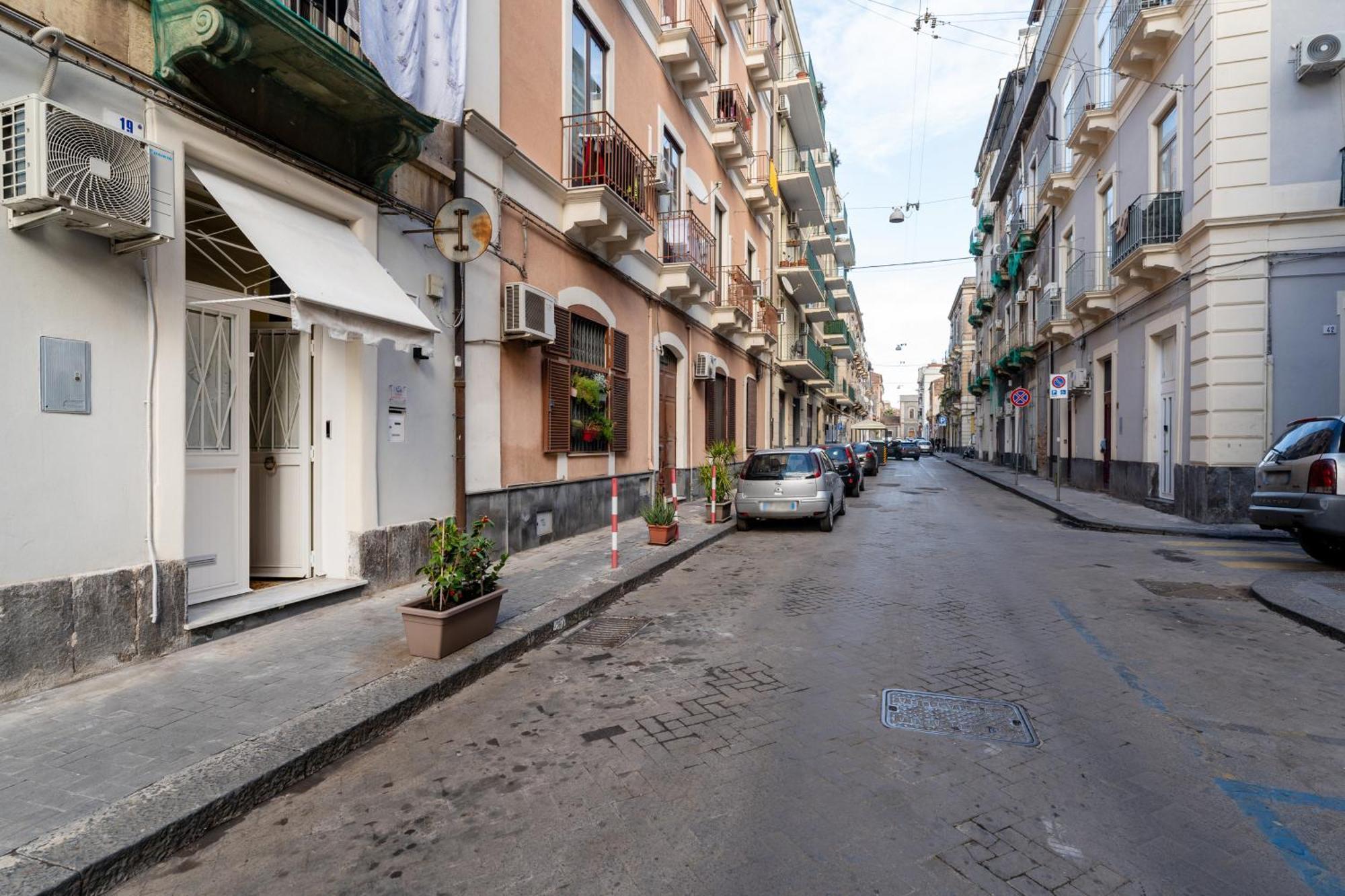 Catania Easy Center Home Екстер'єр фото