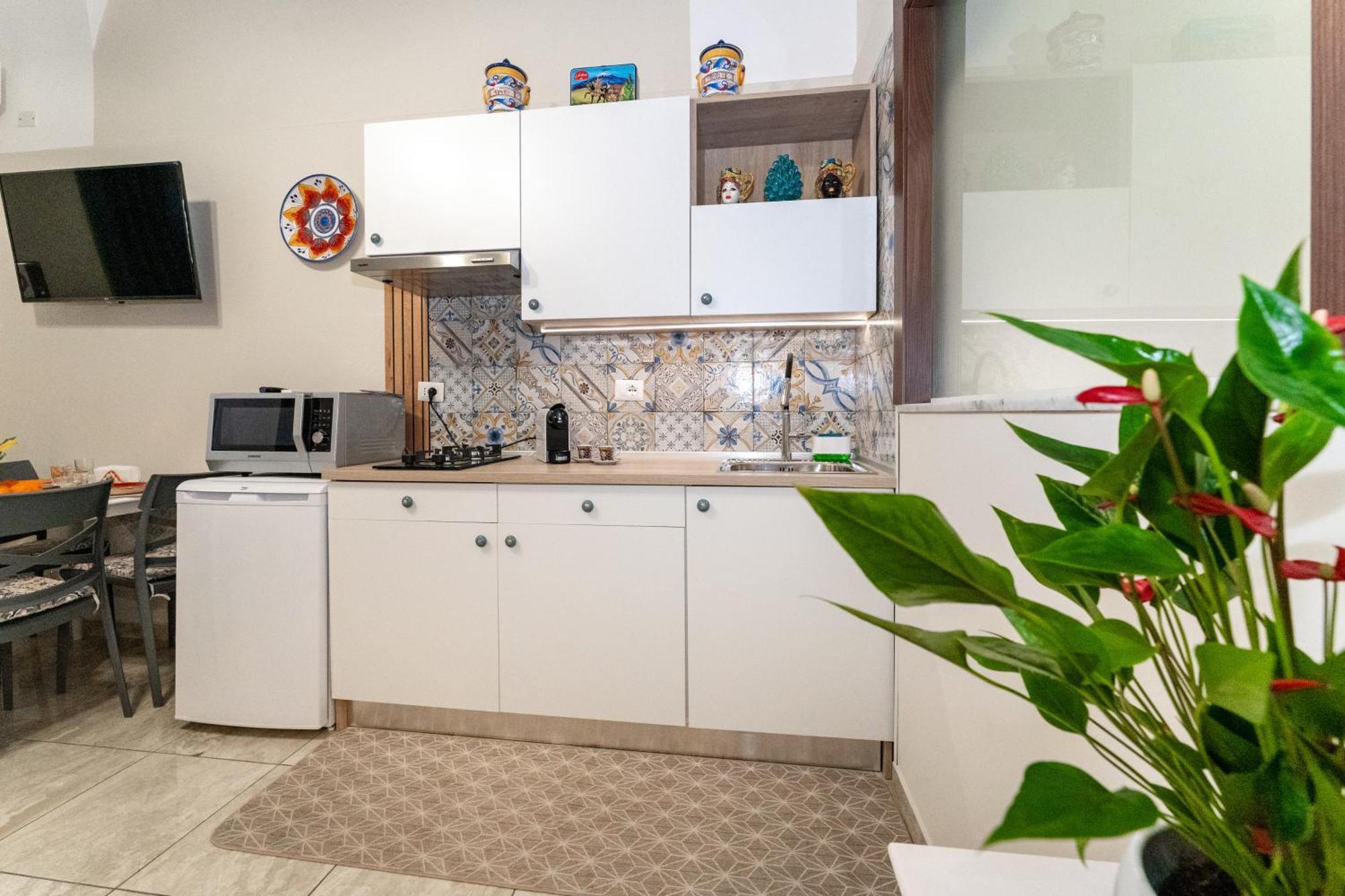 Catania Easy Center Home Екстер'єр фото