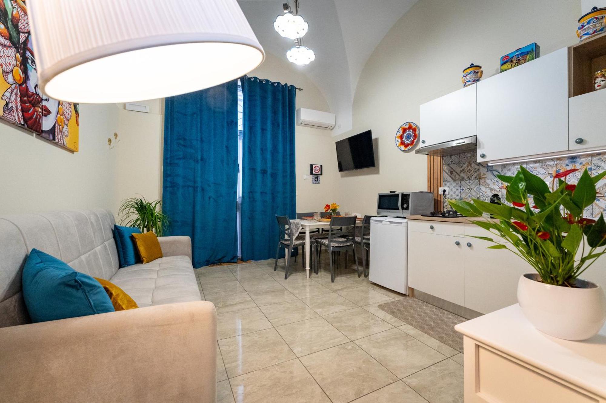 Catania Easy Center Home Екстер'єр фото